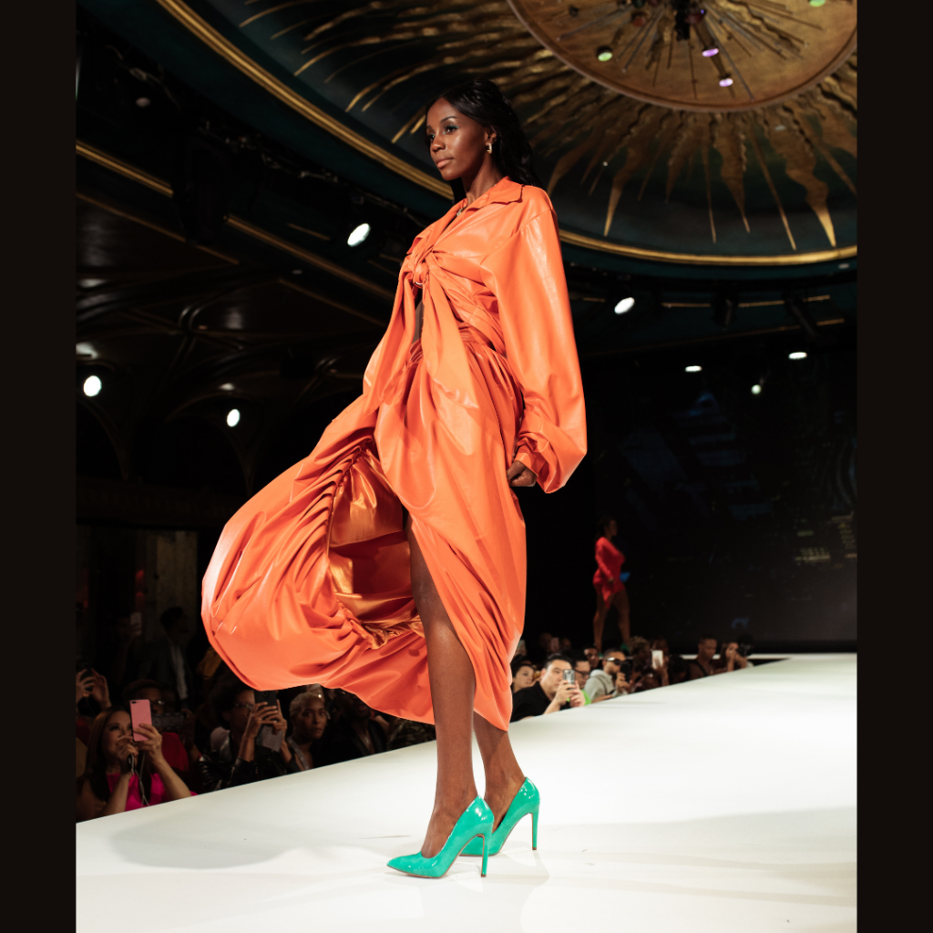 How do fashion shows make money?